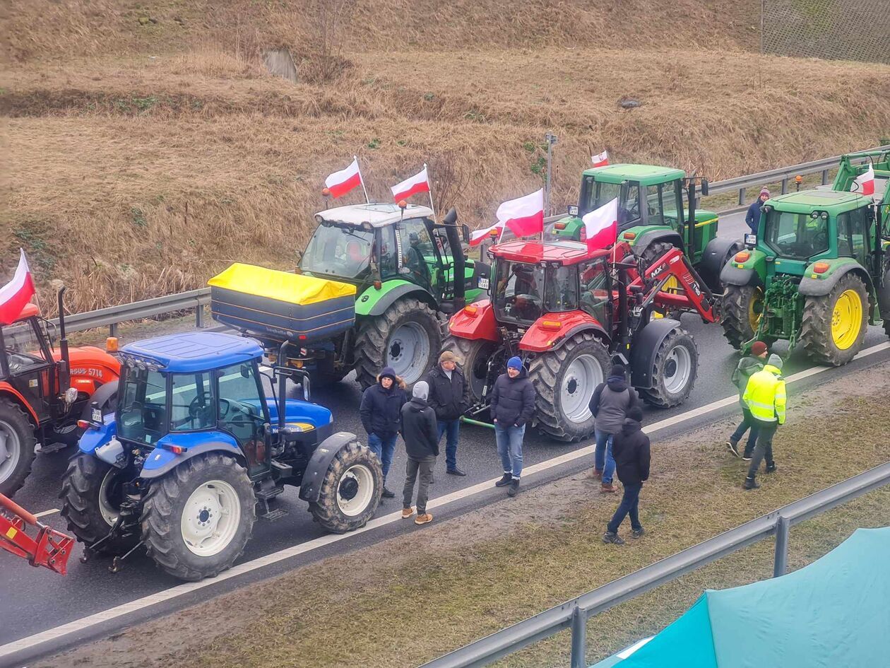 Protest rolników na węźle Tatary