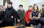 Młodzież odwiedziła Straż Miejską w Świdniku  (zdjęcie 3)