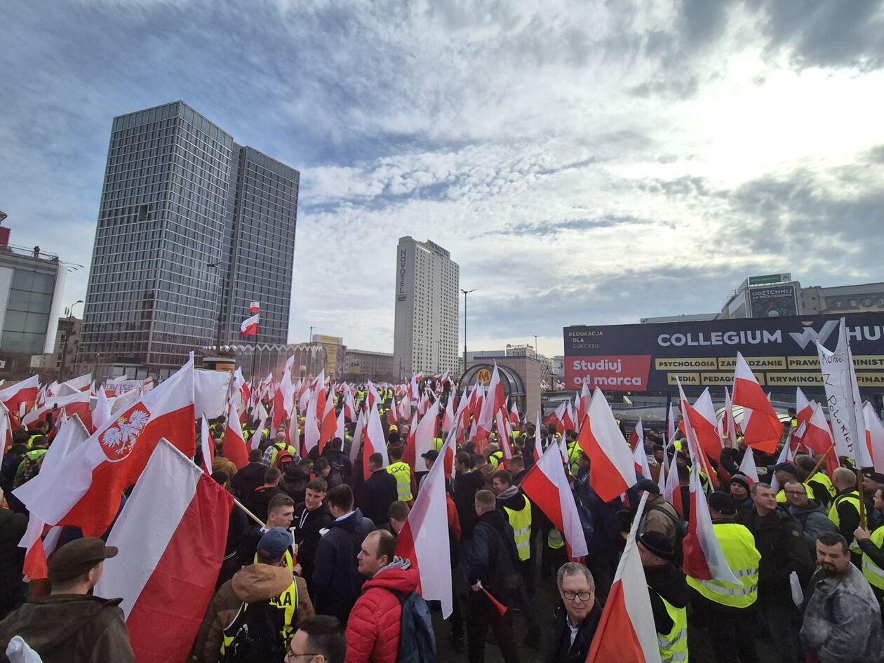  Protest rolników w Warszawie (zdjęcie 3) - Autor: Wiesław Gryn