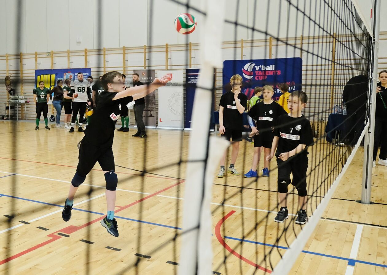  V’ball Talents Cup - Turniej Minisiatkówki dwójek i trójek chłopców (zdjęcie 32) - Autor: DW