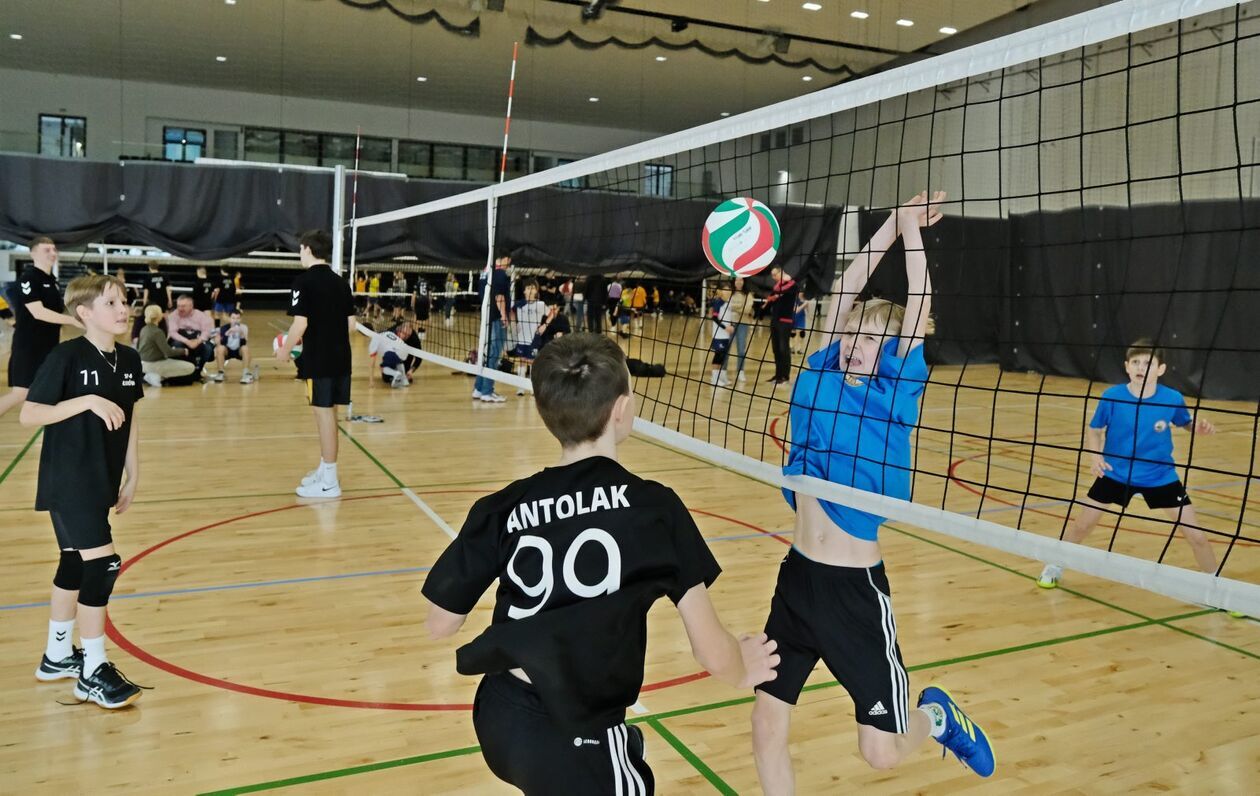  V’ball Talents Cup - Turniej Minisiatkówki dwójek i trójek chłopców (zdjęcie 35) - Autor: DW