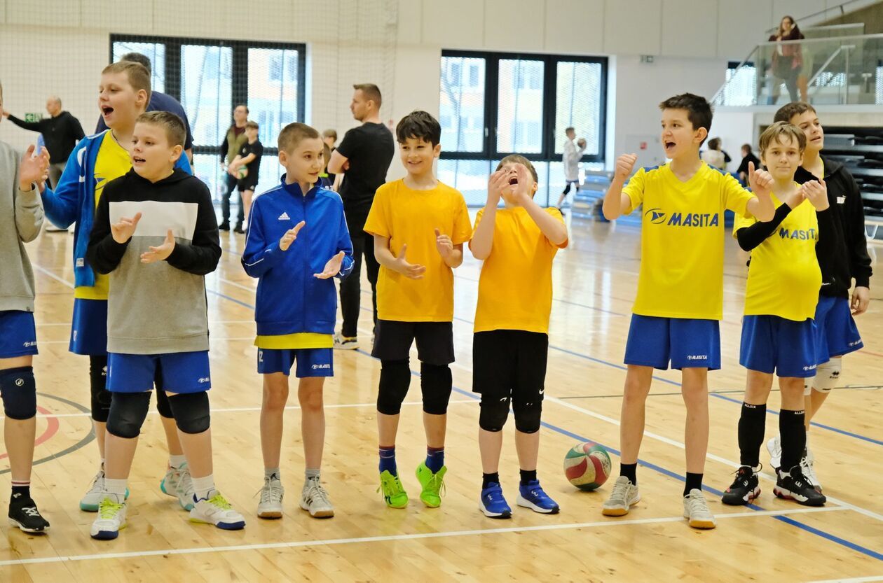  V’ball Talents Cup - Turniej Minisiatkówki dwójek i trójek chłopców (zdjęcie 26) - Autor: DW
