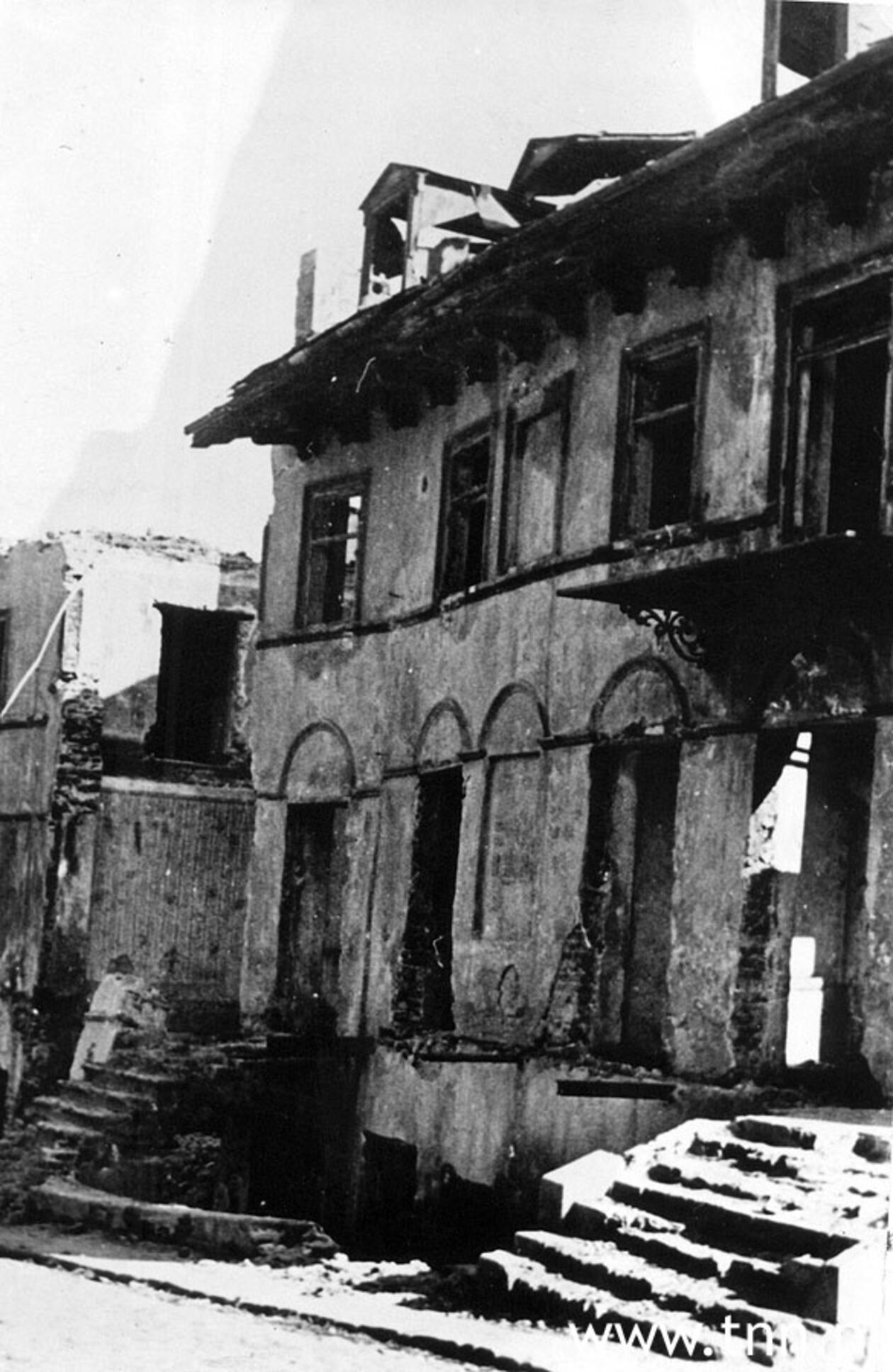  <p>Ruiny dzielnicy żydowskiej na Podzamczu w Lublinie &ndash; ulica Szeroka</p>