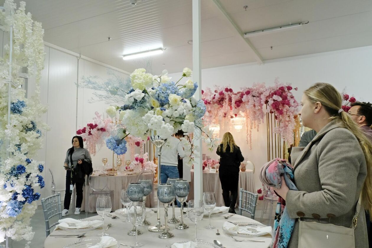  Pokaz Florystyczny w hali kwiatowej B2 Lubelskiego Rynku Hurtowego S.A.  (zdjęcie 2) - Autor: DW
