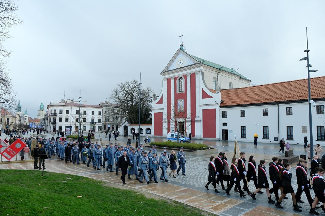  Piłsudczycy świętowali imieniny Marszałka na pl. Litewskim (zdjęcie 13) - Autor: DW