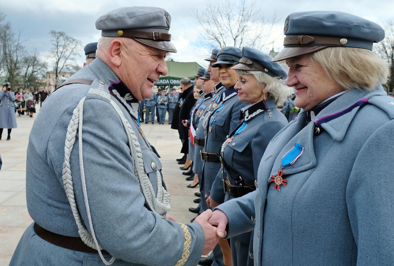  Piłsudczycy świętowali imieniny Marszałka na pl. Litewskim (zdjęcie 53) - Autor: DW