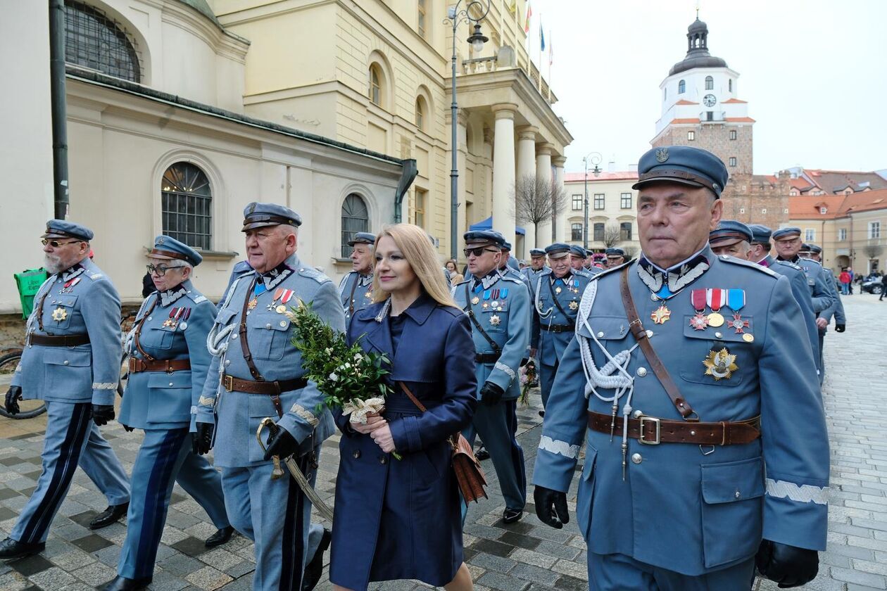  Piłsudczycy świętowali imieniny Marszałka na pl. Litewskim (zdjęcie 8) - Autor: DW