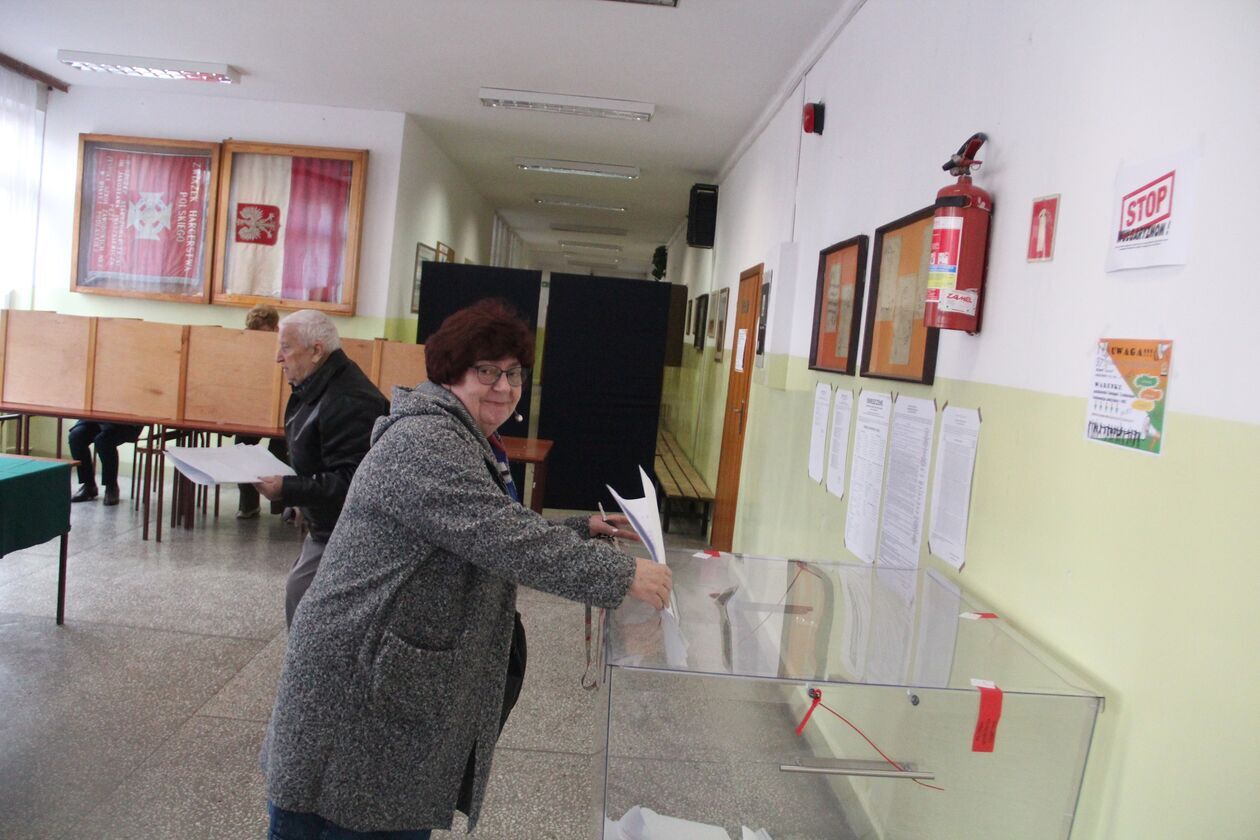  Głosowanie w wyborach 2024. Biała Podlaska (zdjęcie 3) - Autor: Ewelina Burda