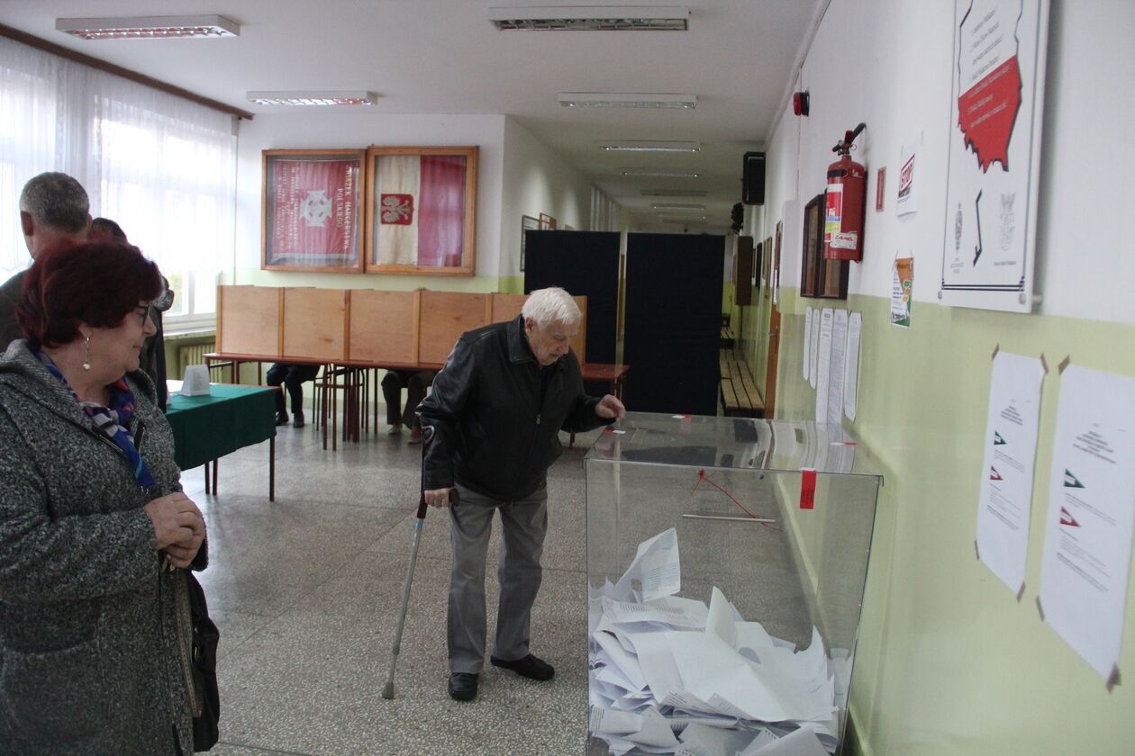  Głosowanie w wyborach 2024. Biała Podlaska (zdjęcie 2) - Autor: Ewelina Burda