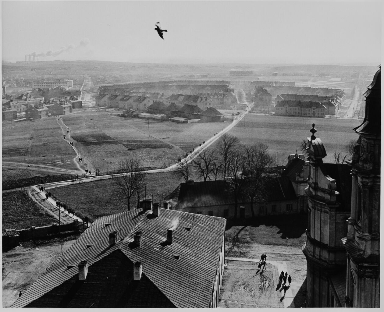  <p>1967 r. Chelm - panorama dzielnicy Nowe Miasto z dzwonnicy na G&oacute;rce Katedralnej, fot. B. Łopieński.</p>