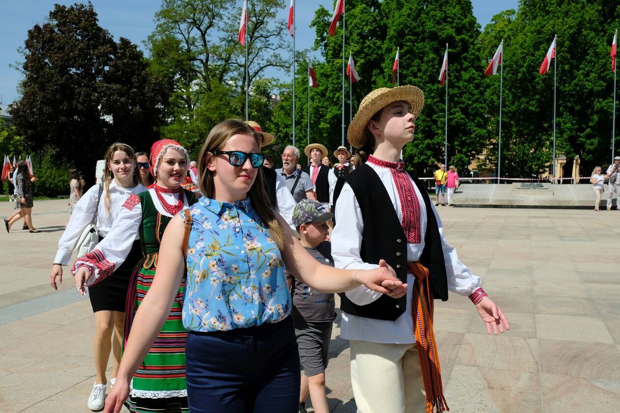  Lublin zatańczył polneza (zdjęcie 29) - Autor: DW