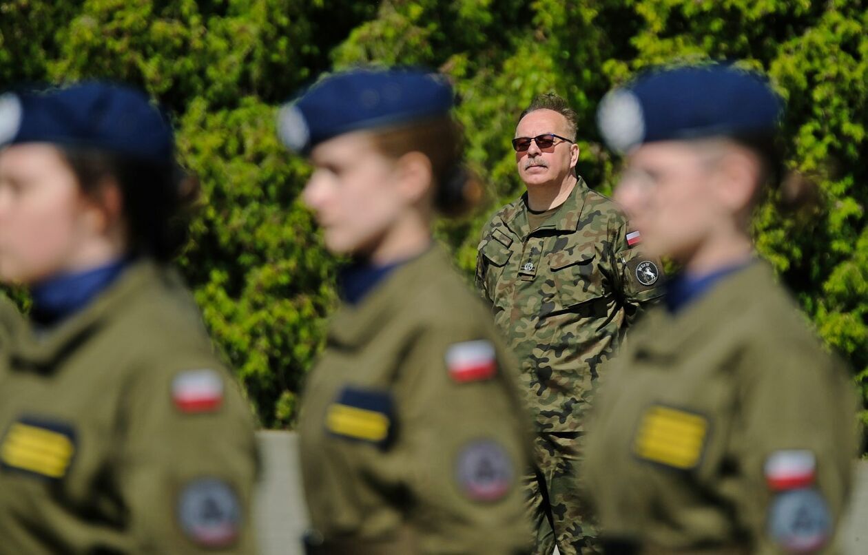  Wojewódzki Przegląd Musztry Klas Mundurowych w 19 LBZ (zdjęcie 28) - Autor: DW