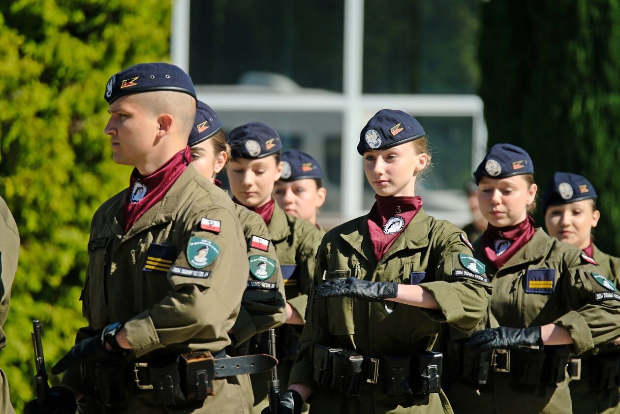  Wojewódzki Przegląd Musztry Klas Mundurowych w 19 LBZ (zdjęcie 4) - Autor: DW