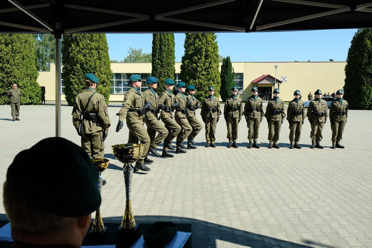  Wojewódzki Przegląd Musztry Klas Mundurowych w 19 LBZ (zdjęcie 24) - Autor: DW