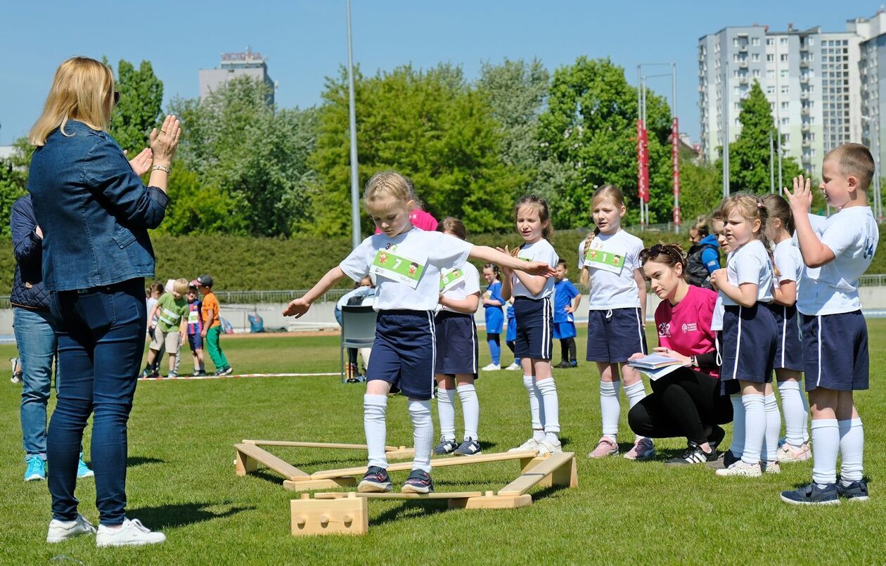   3xR – Ruch, Radość, Rozrywka. zawody sportowe dla sześciolatków (zdjęcie 11) - Autor: DW