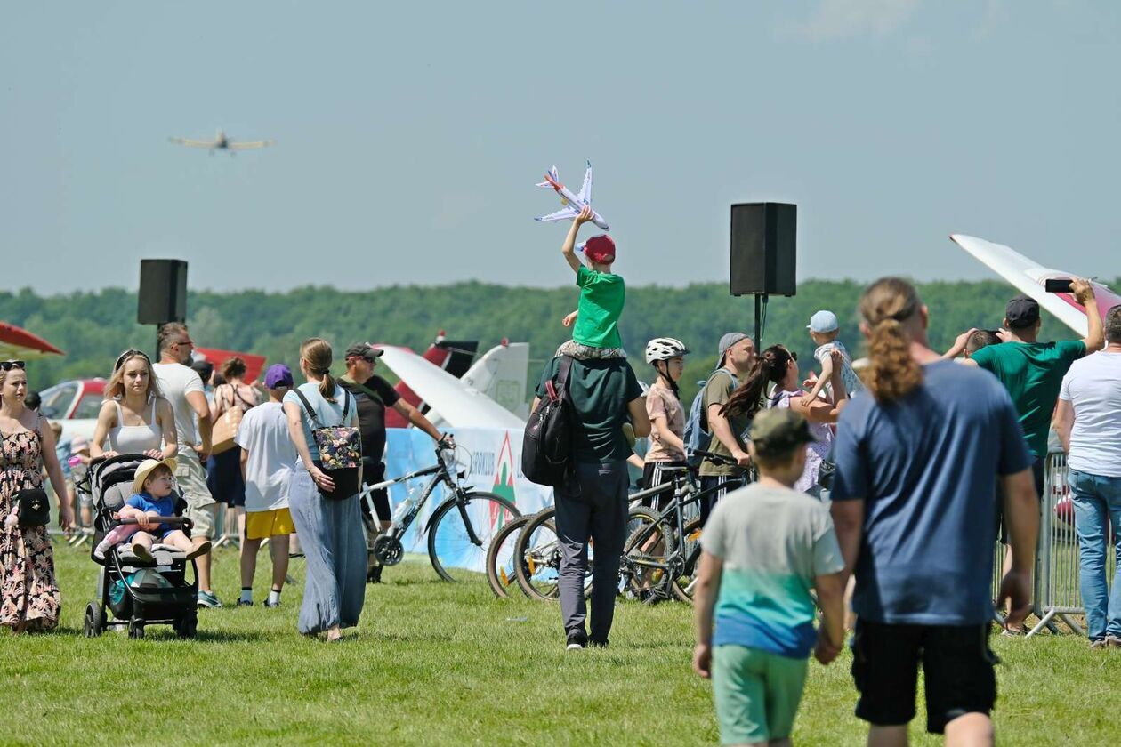  Rodzinny piknik lotniczy w Radawcu (zdjęcie 38) - Autor: DW