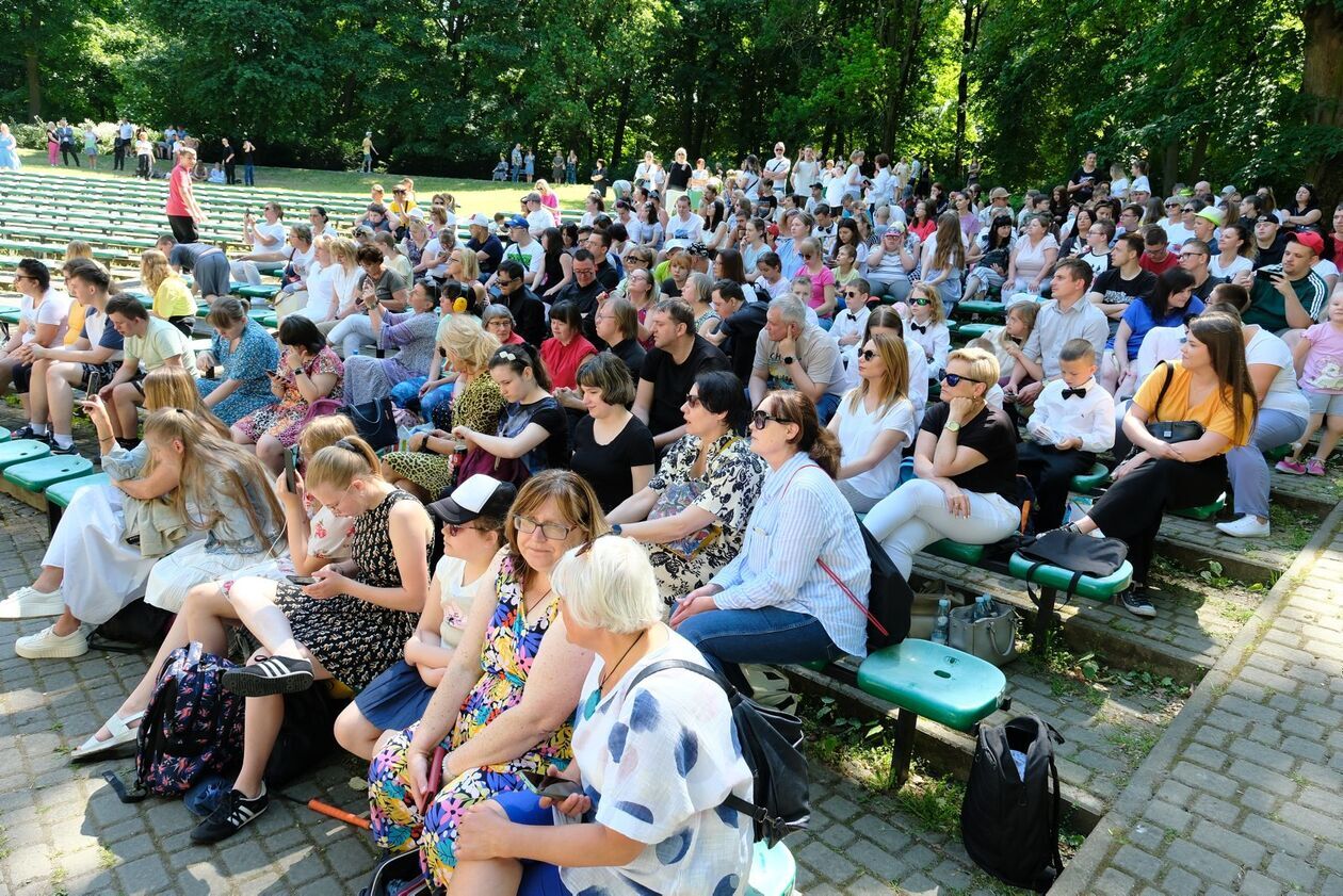  Ogólnopolski Festiwal Sztuki Osób Niepełnosprawnych w Ogrodzie Saskim  (zdjęcie 22) - Autor: DW