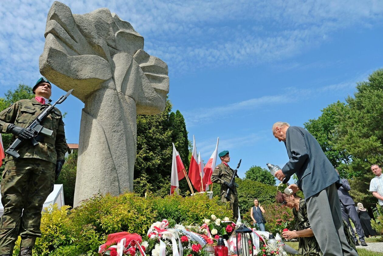  84. rocznica egzekucji więźniów Zamku Lubelskiego w Rurach Jezuickich (zdjęcie 6) - Autor: DW