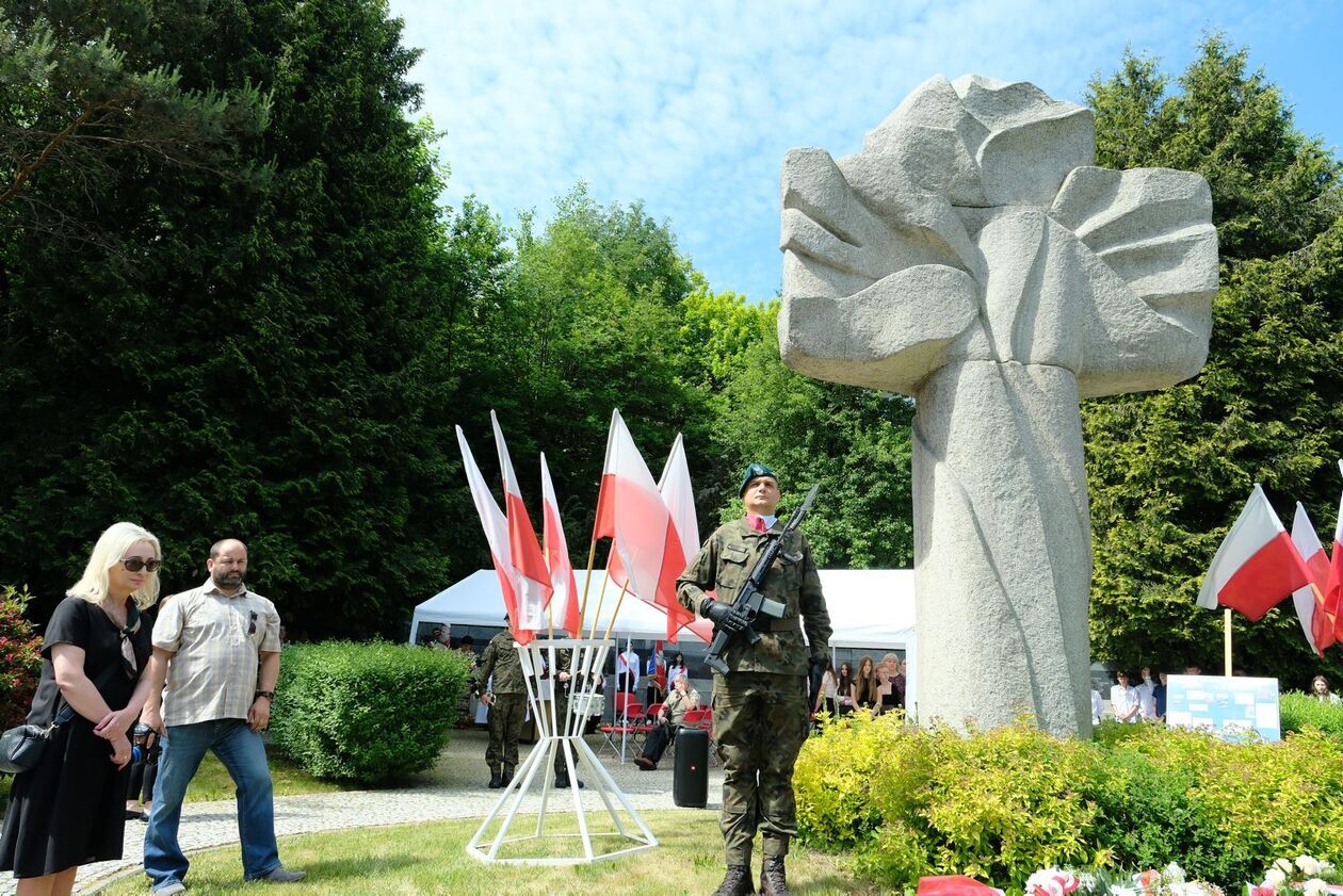  84. rocznica egzekucji więźniów Zamku Lubelskiego w Rurach Jezuickich (zdjęcie 7) - Autor: DW