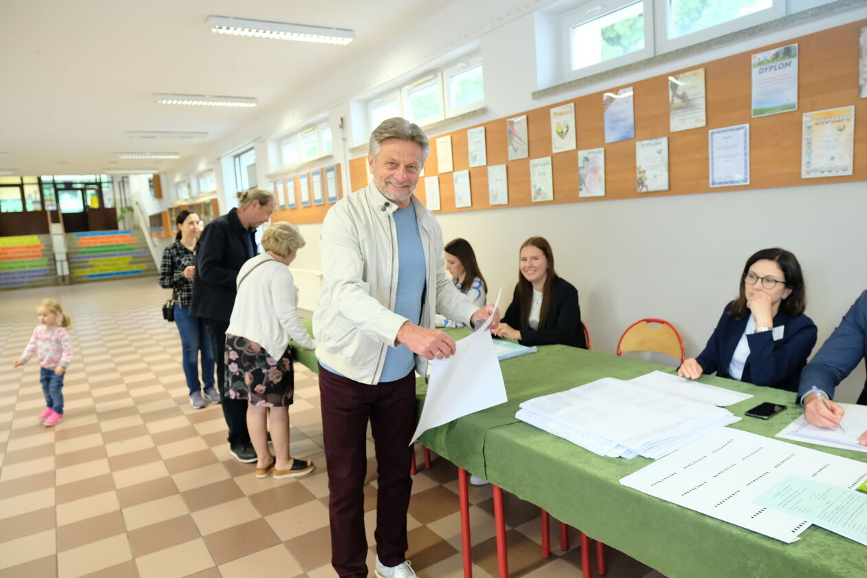  Tak głosowaliśmy w OKW nr 126 przy al. Spółdzielczości Pracy 65 w Lublinie (zdjęcie 13) - Autor: DW