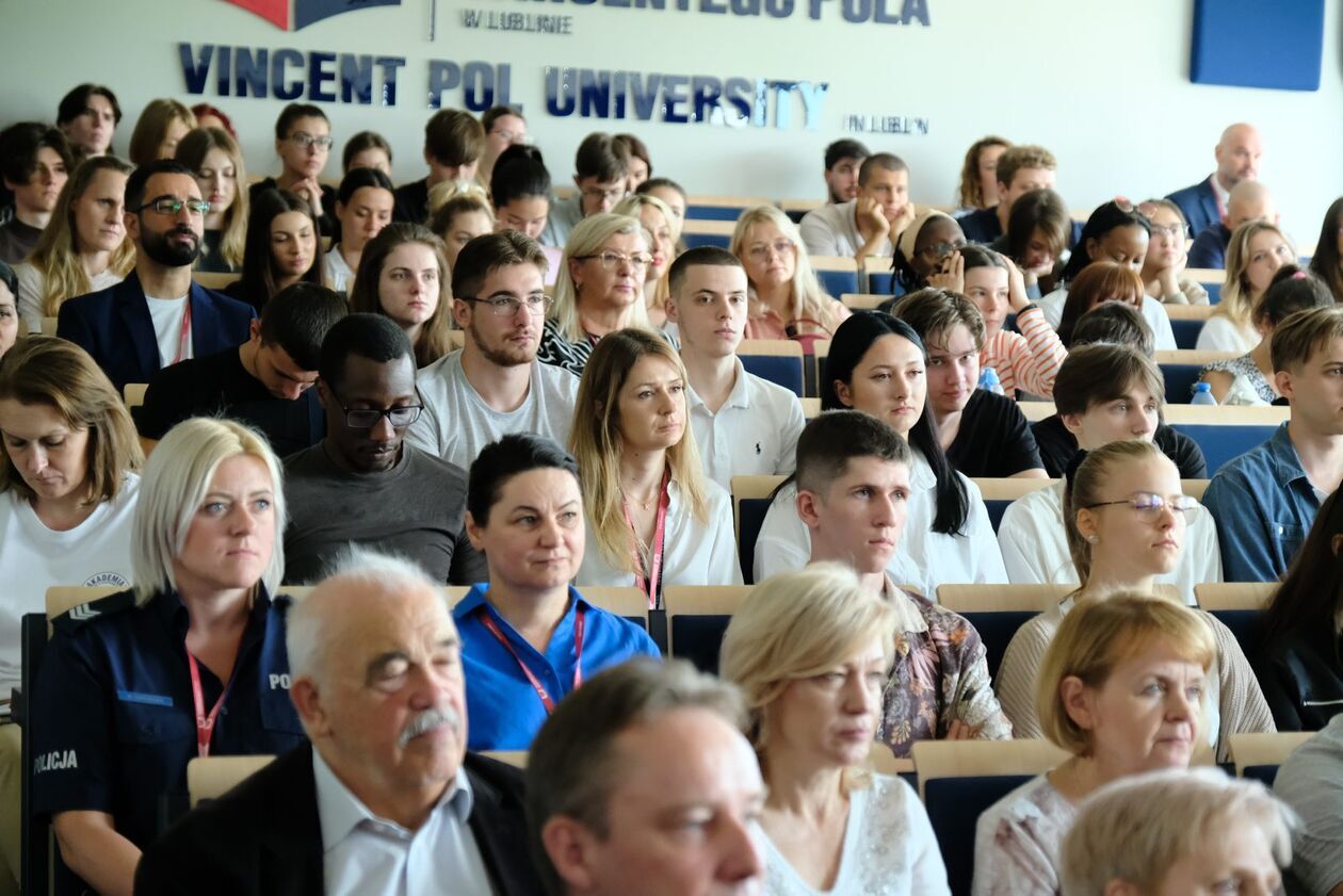  Dzień Kariery w Akademii Wincentego Pola (zdjęcie 34) - Autor: DW