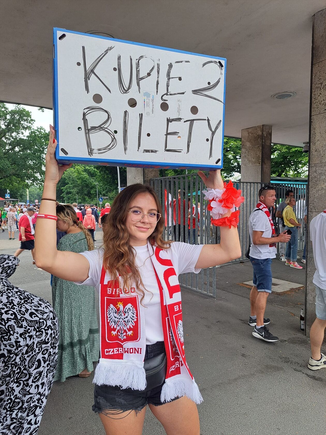  Biało-czerwoni kibice gotowi na mecz (zdjęcie 1) - Autor: BAS, nadesłane od Czytelników