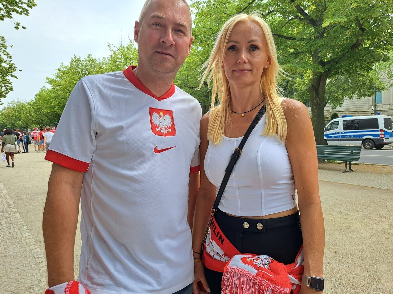  Biało-czerwoni kibice gotowi na mecz (zdjęcie 1) - Autor: BAS, nadesłane od Czytelników