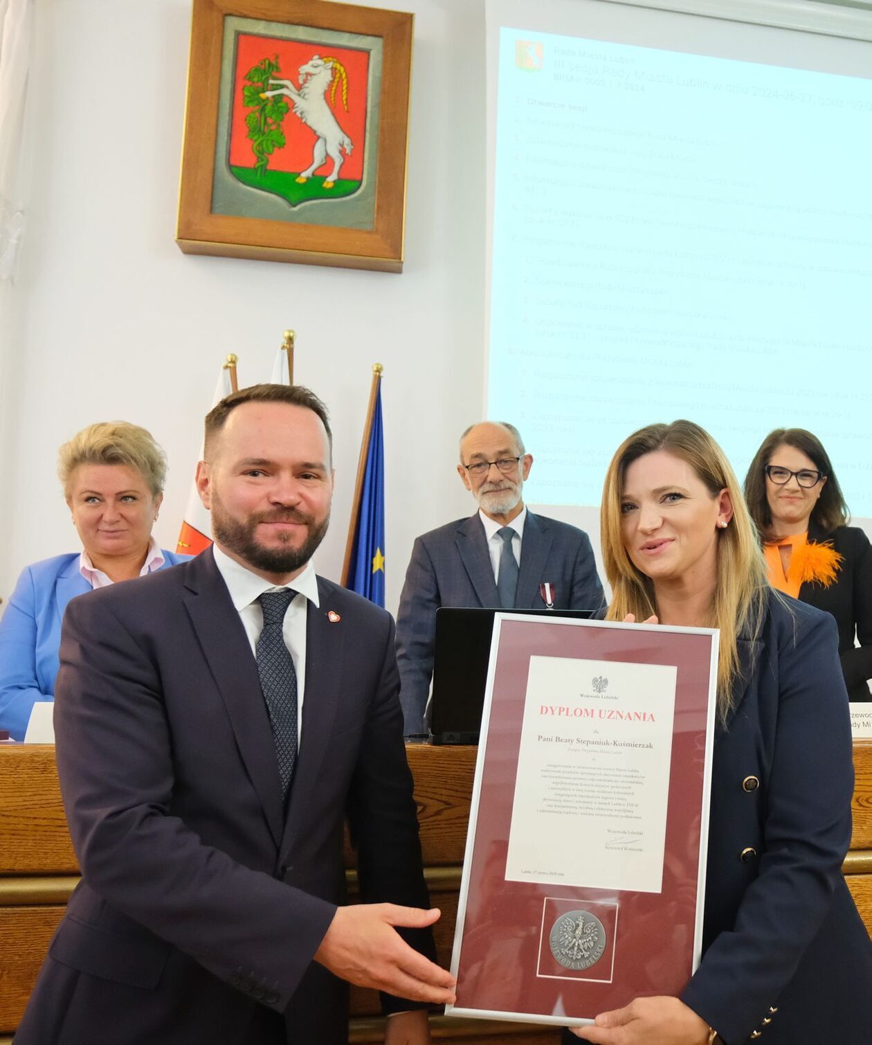  Samorządowcy otrzymali medale z rąk wojewody lubelskiego Krzysztofa Komorskiego  (zdjęcie 10) - Autor: DW