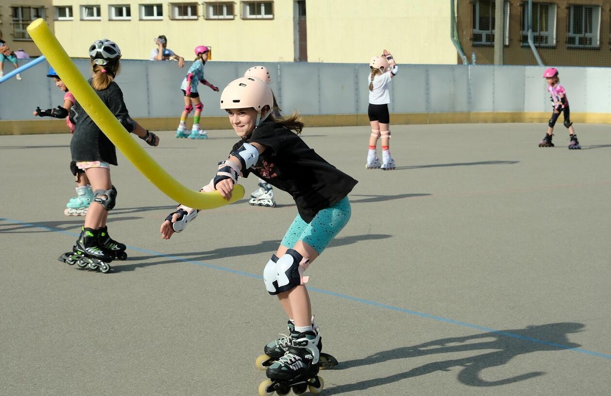  Wakacje w mieście na rolkach 	  (zdjęcie 15) - Autor: DW