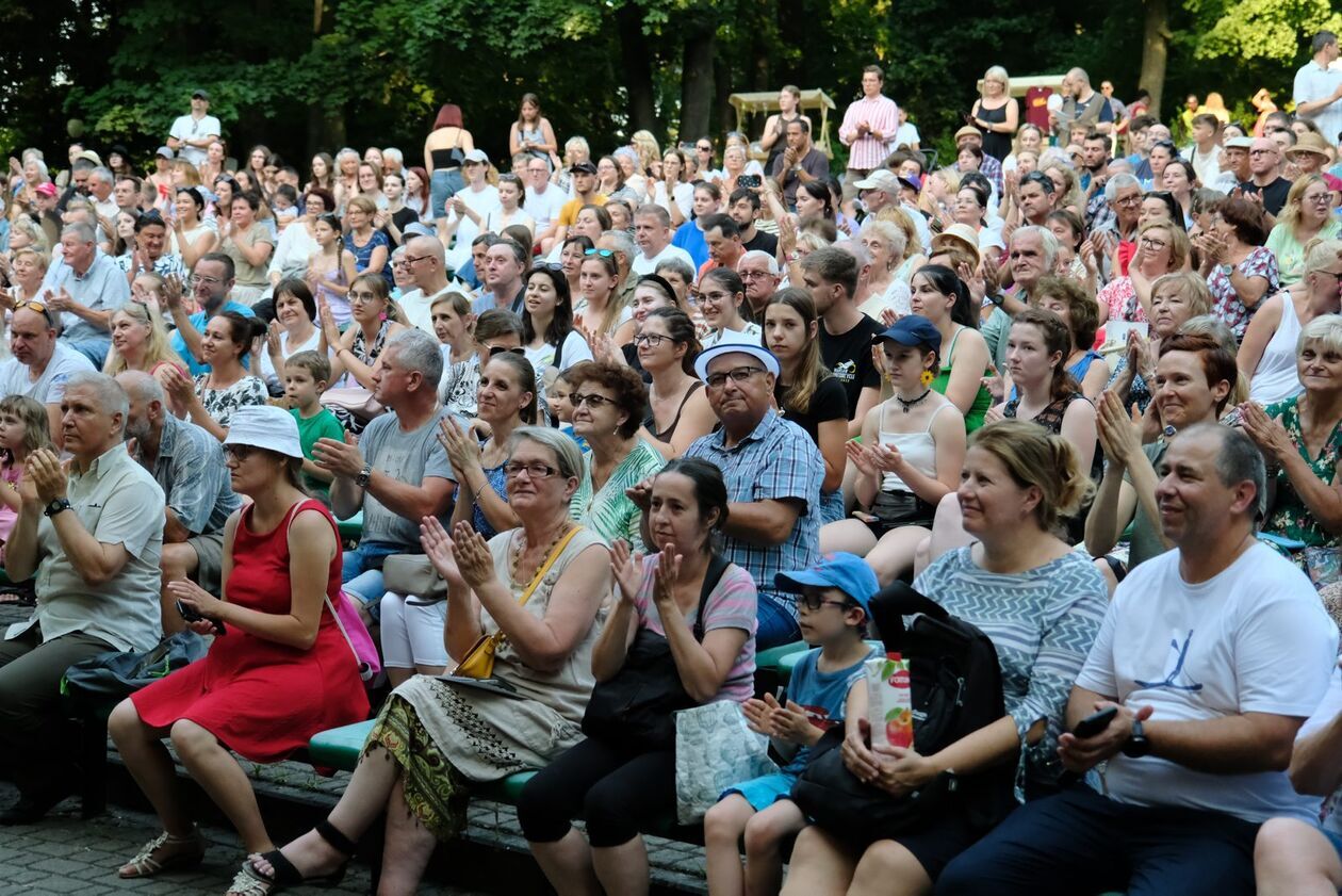  38. Międzynarodowe Spotkania Folklorystyczne: koncert galowy w Ogrodzie Saskim (zdjęcie 12) - Autor: DW