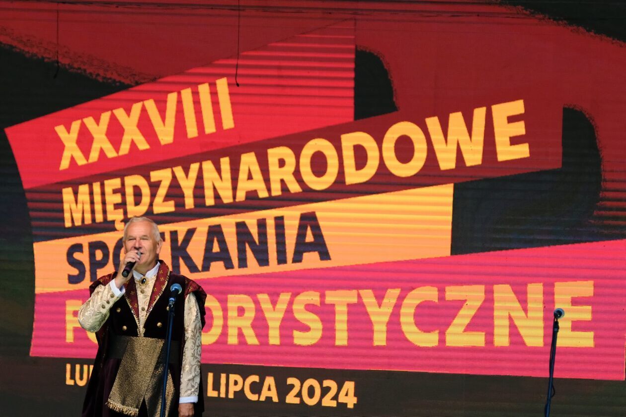  38. Międzynarodowe Spotkania Folklorystyczne: koncert galowy w Ogrodzie Saskim (zdjęcie 30) - Autor: DW