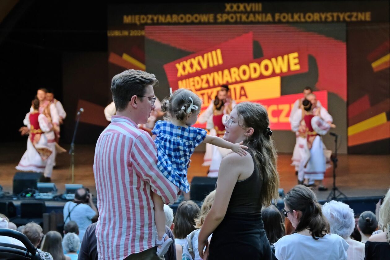  38. Międzynarodowe Spotkania Folklorystyczne: koncert galowy w Ogrodzie Saskim (zdjęcie 28) - Autor: DW