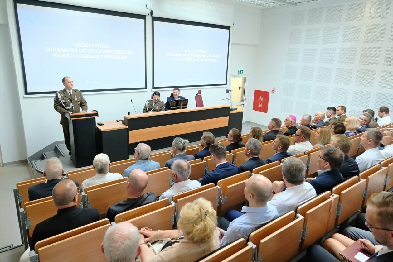  Nowa siedziba Kliniki i Oddziału Kardiologii w 1 Wojskowym Szpitalu Klinicznym (zdjęcie 6) - Autor: DW