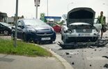 Kolizja na skrzyżowaniu ulic Bohaterów Września i Zelwerowicza (zdjęcie 4)