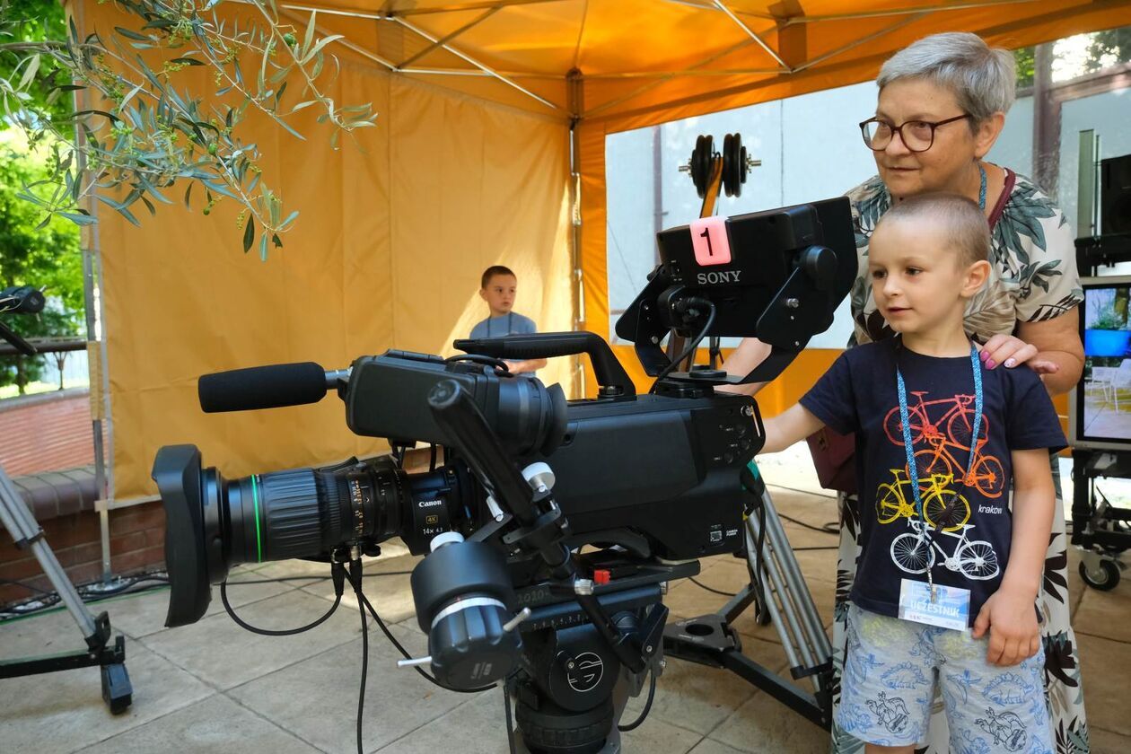  Zawodowcy w lubelskiej telewizji (zdjęcie 8) - Autor: DW