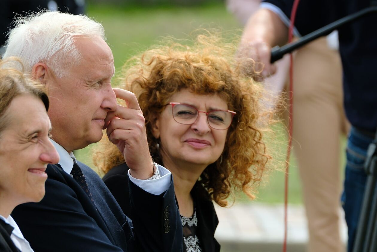  Ceremonia Pamięci na Majdanku (zdjęcie 15) - Autor: DW