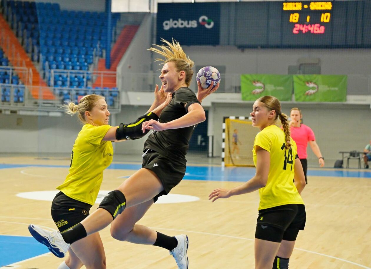  MKS FunFloor Lublin vs MKS URBiS Gniezno (zdjęcie 19) - Autor: DW