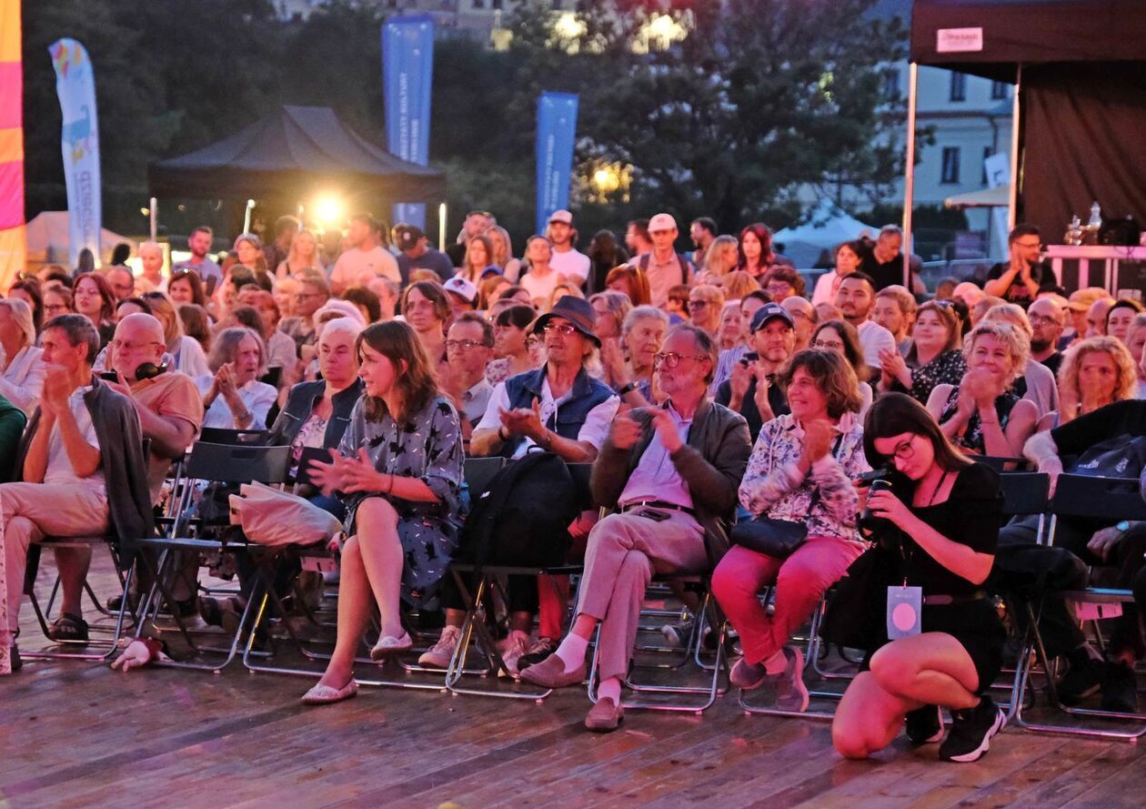  Festiwal Re:tradycja – Jarmark Jagielloński rozpoczął się w Lublinie (zdjęcie 34) - Autor: DW