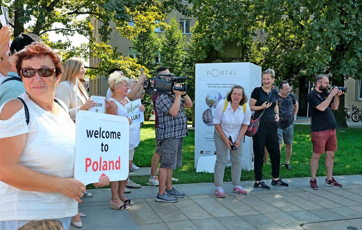  PORTAL połączył Lublin, Wilno, Dublin i Nowy Jork (zdjęcie 21) - Autor: DW