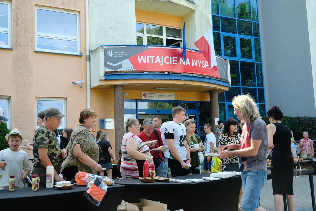 Piknik europejski na WSPiA - Autor: DW