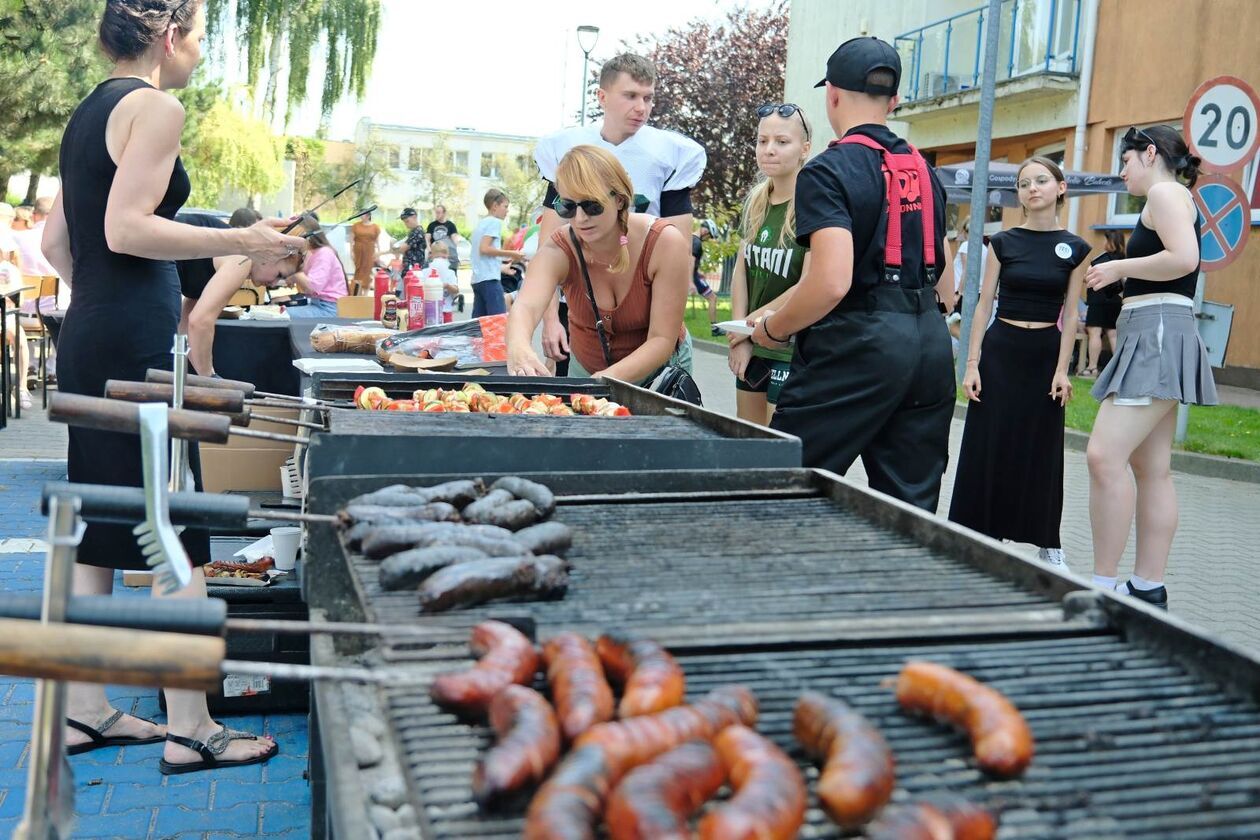  Piknik europejski na WSPiA (zdjęcie 3) - Autor: DW