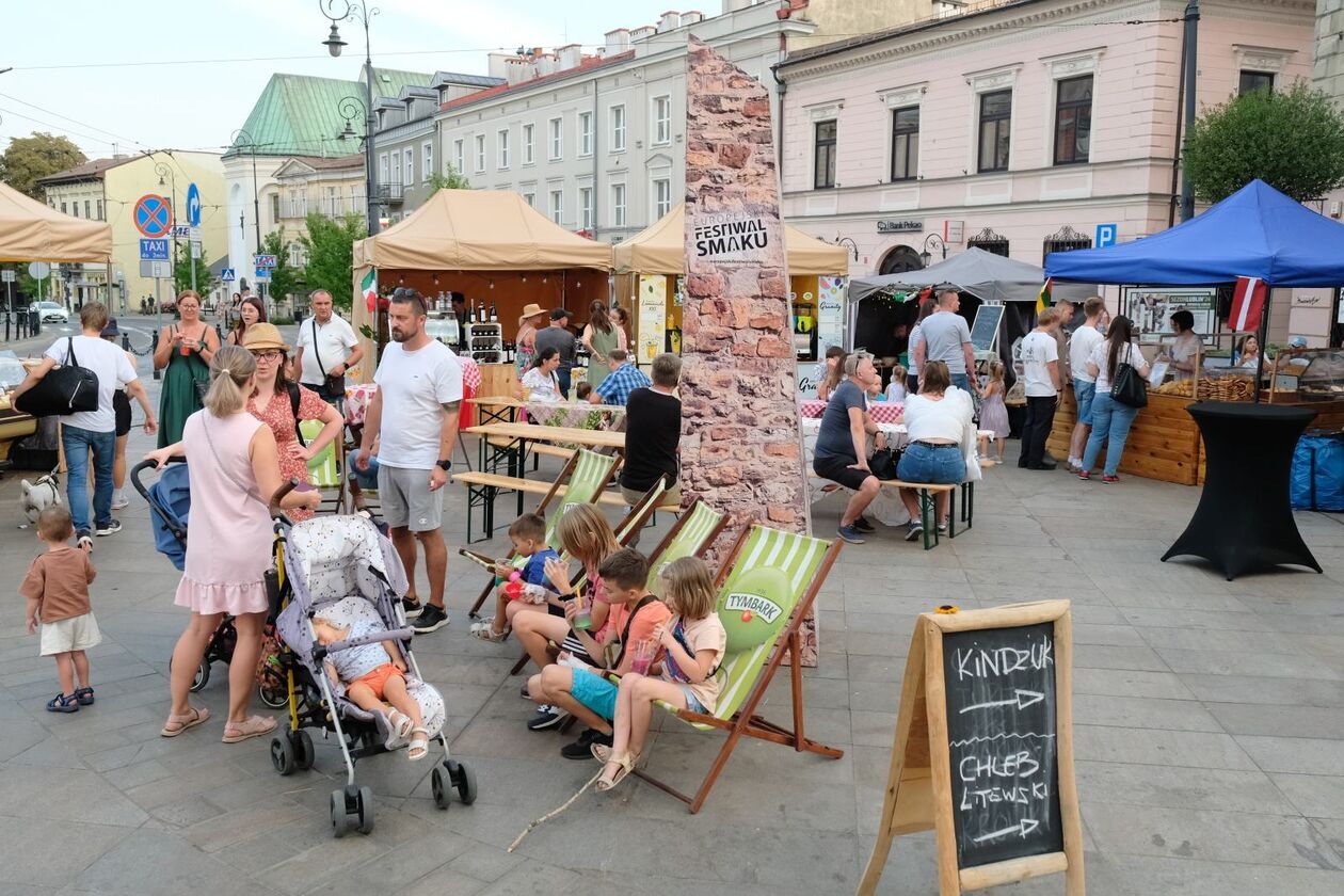  Kolacja z królem czyli degustacja podczas Europejskiego Festiwalu Smaku (zdjęcie 44) - Autor: DW