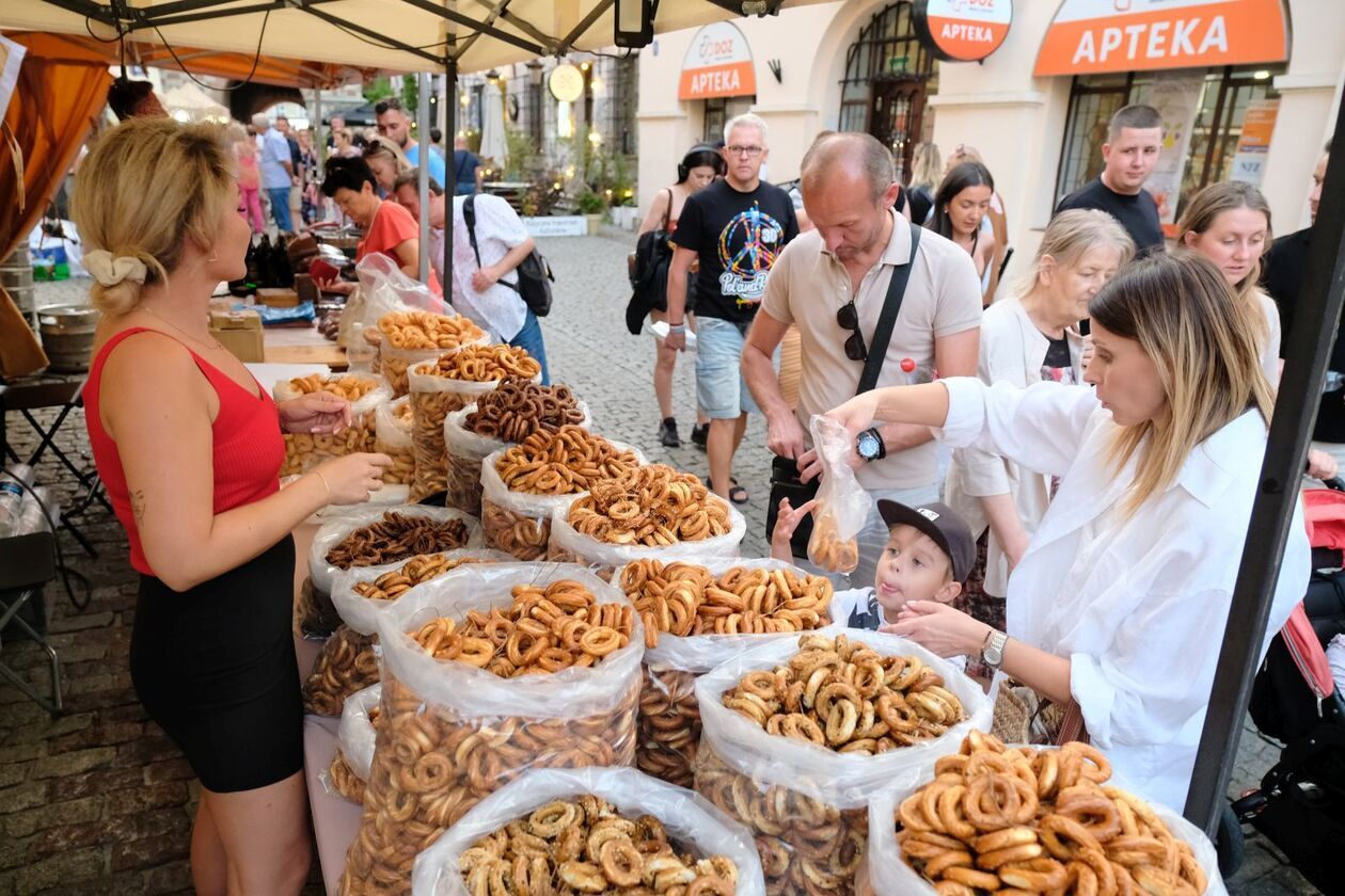  Kolacja z królem czyli degustacja podczas Europejskiego Festiwalu Smaku (zdjęcie 41) - Autor: DW