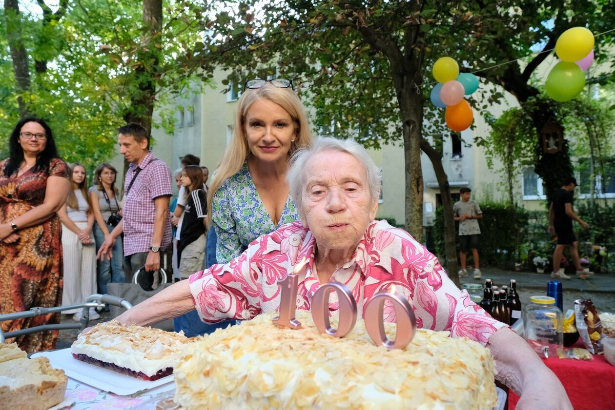  W Lublinie mamy troje nowych 100-latków (zdjęcie 24) - Autor: DW