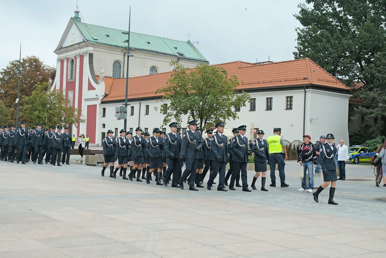  Lubelskie obchody Dnia Krajowej Administracji Skarbowej (zdjęcie 8) - Autor: DW