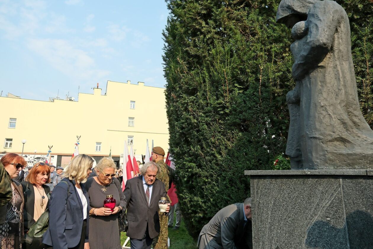  85. rocznica napaści Sowietów na Polskę i święto Sybiraków (zdjęcie 36) - Autor: DW