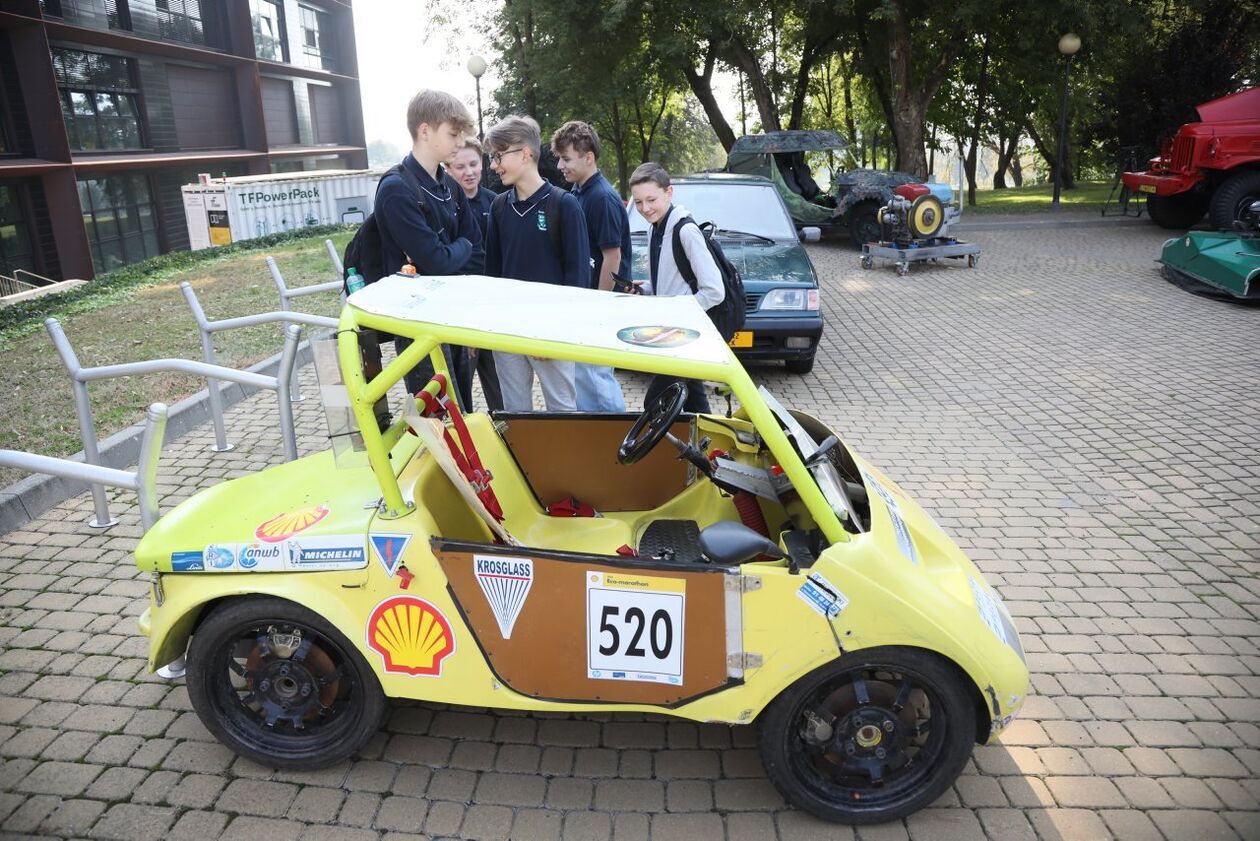  Motoryzacyjne perełki na Politechnice Lubelskiej  (zdjęcie 9) - Autor: Piotr Michalski 