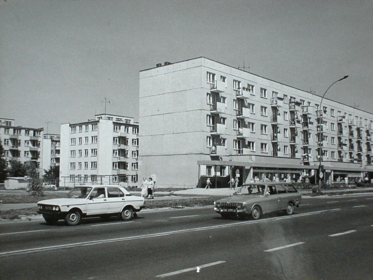  <p>Blok przy ul. Piłsudskiego 31-35.</p>