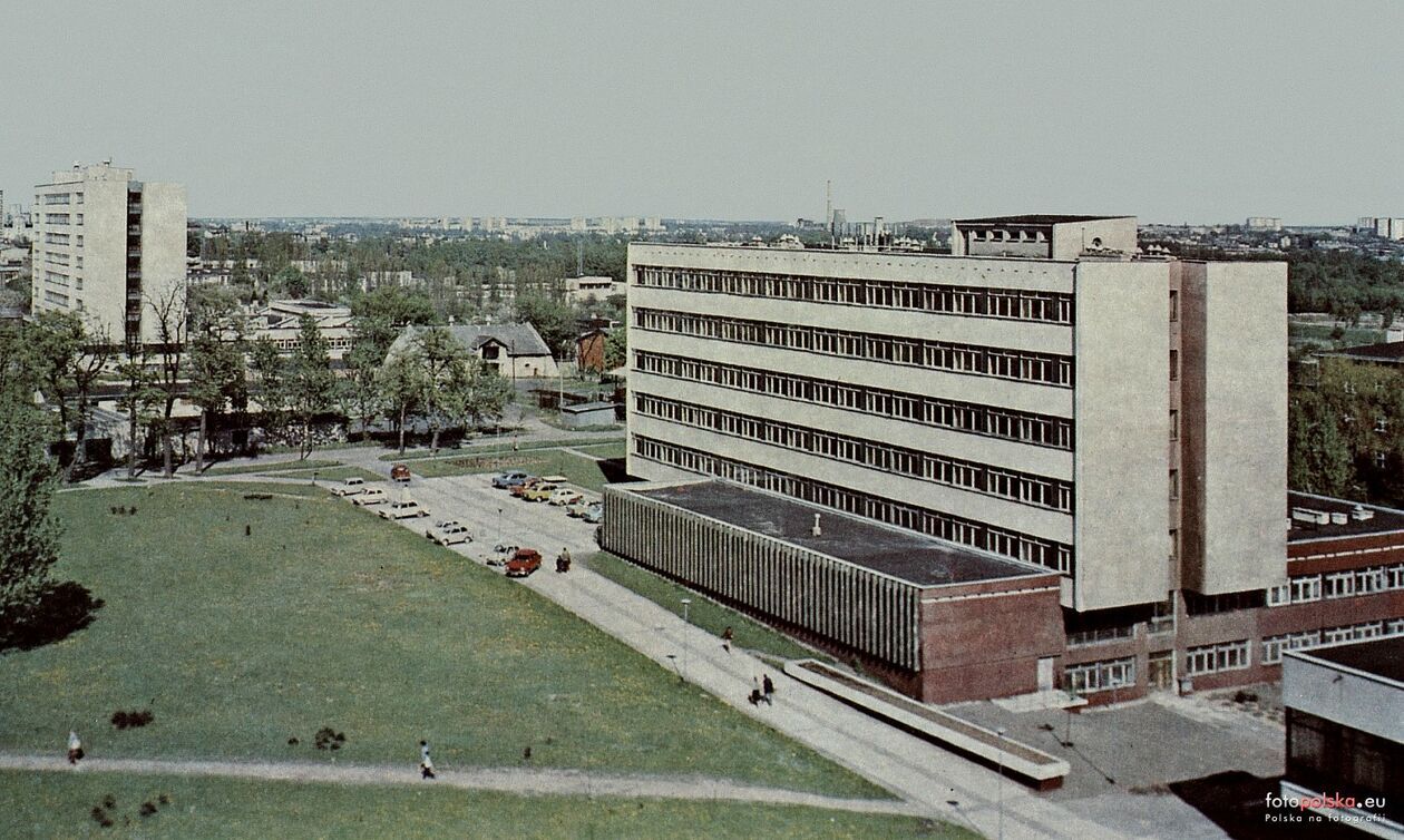  <p>Politechnika Lubelska - Wydział Budowlany.</p>