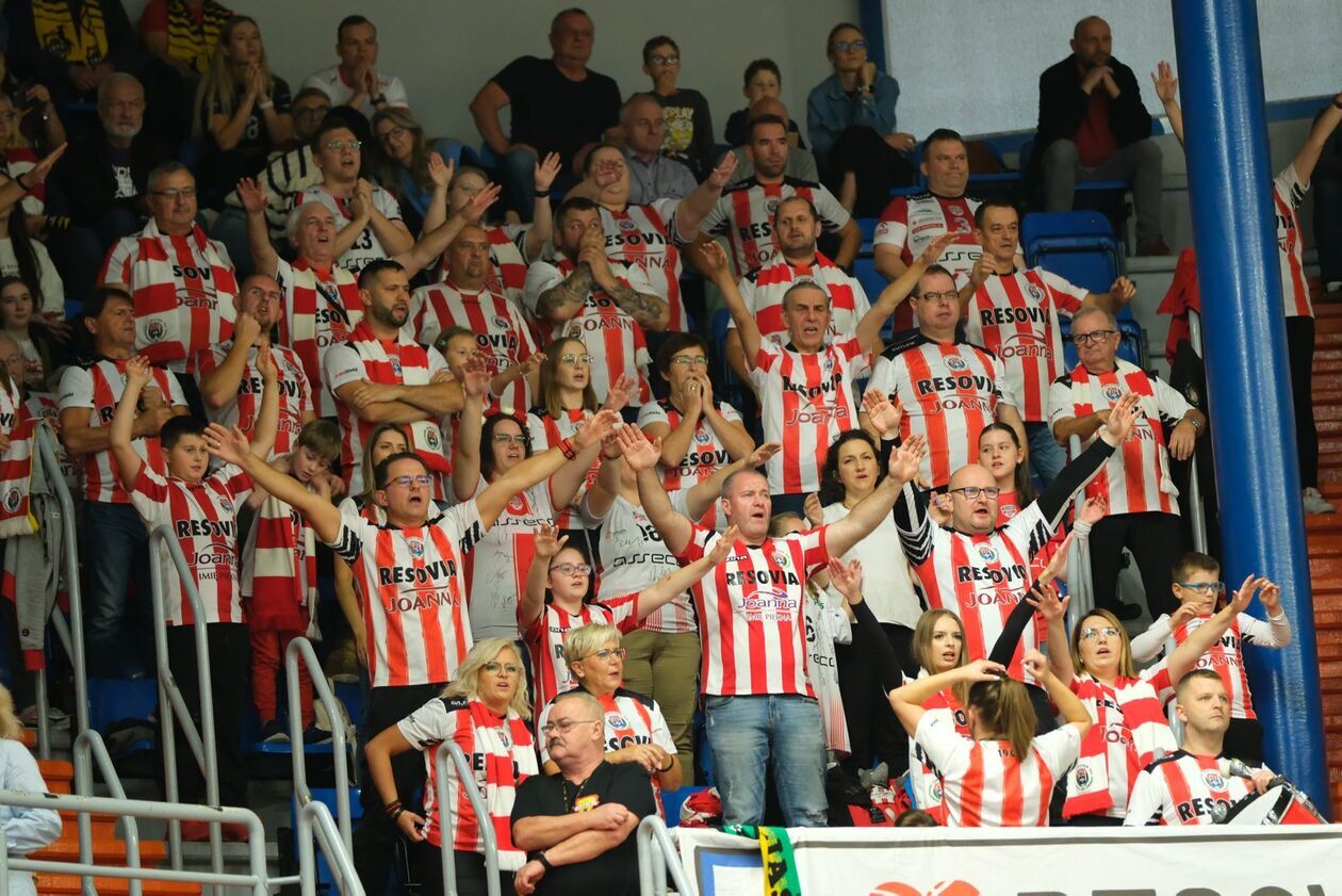  Bogdanka LUK Lublin pokonała Asseco Resovię Rzeszów 3:1 (zdjęcie 15) - Autor: DW